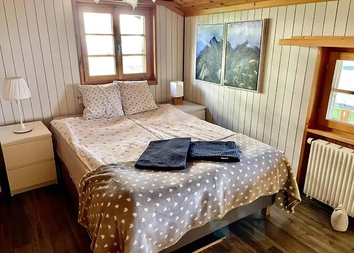 Chalet An Sonniger Aussichtsreicher Lage